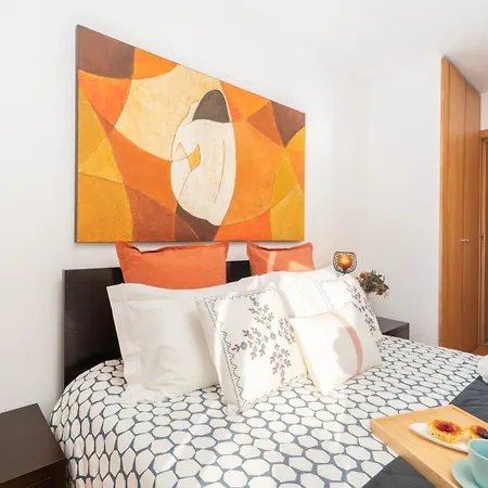 Host Wise - Comfy Charming Flat W Netflix - Ace Location ポルト